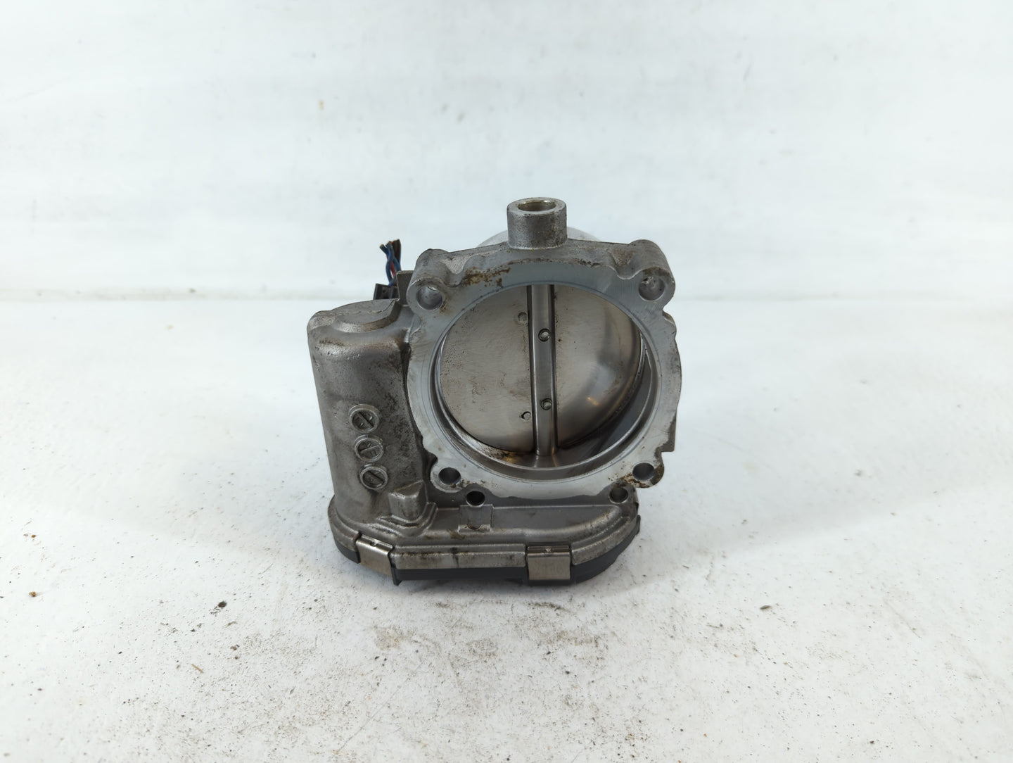 2012-2018 Jeep Wrangler Throttle Body P/N:0 280 750 570 05184349AC Fits OEM Used Auto Parts - Oemusedautoparts1.com