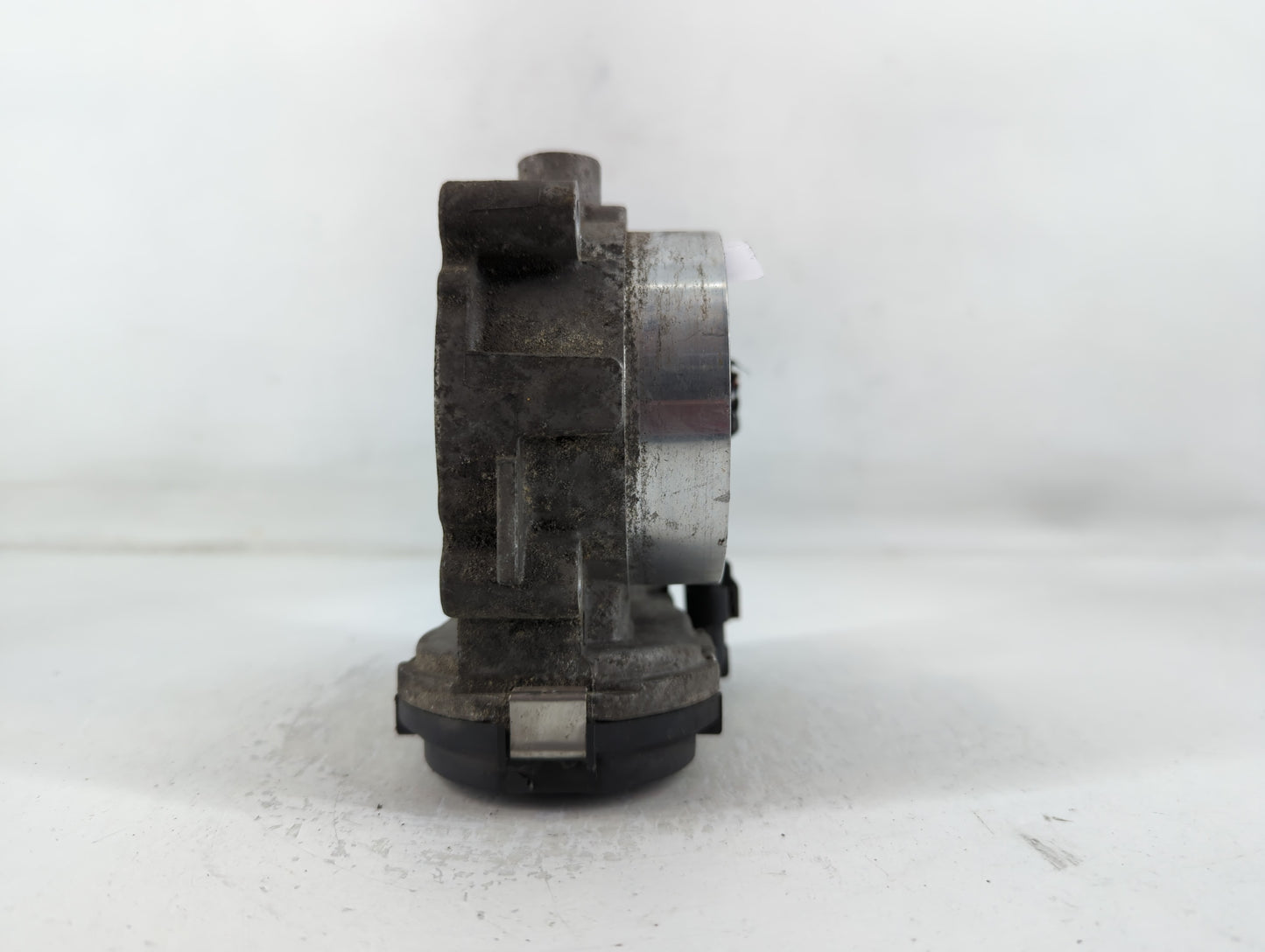 2012-2018 Jeep Wrangler Throttle Body P/N:05184349AC 0 280 750 570 Fits OEM Used Auto Parts - Oemusedautoparts1.com