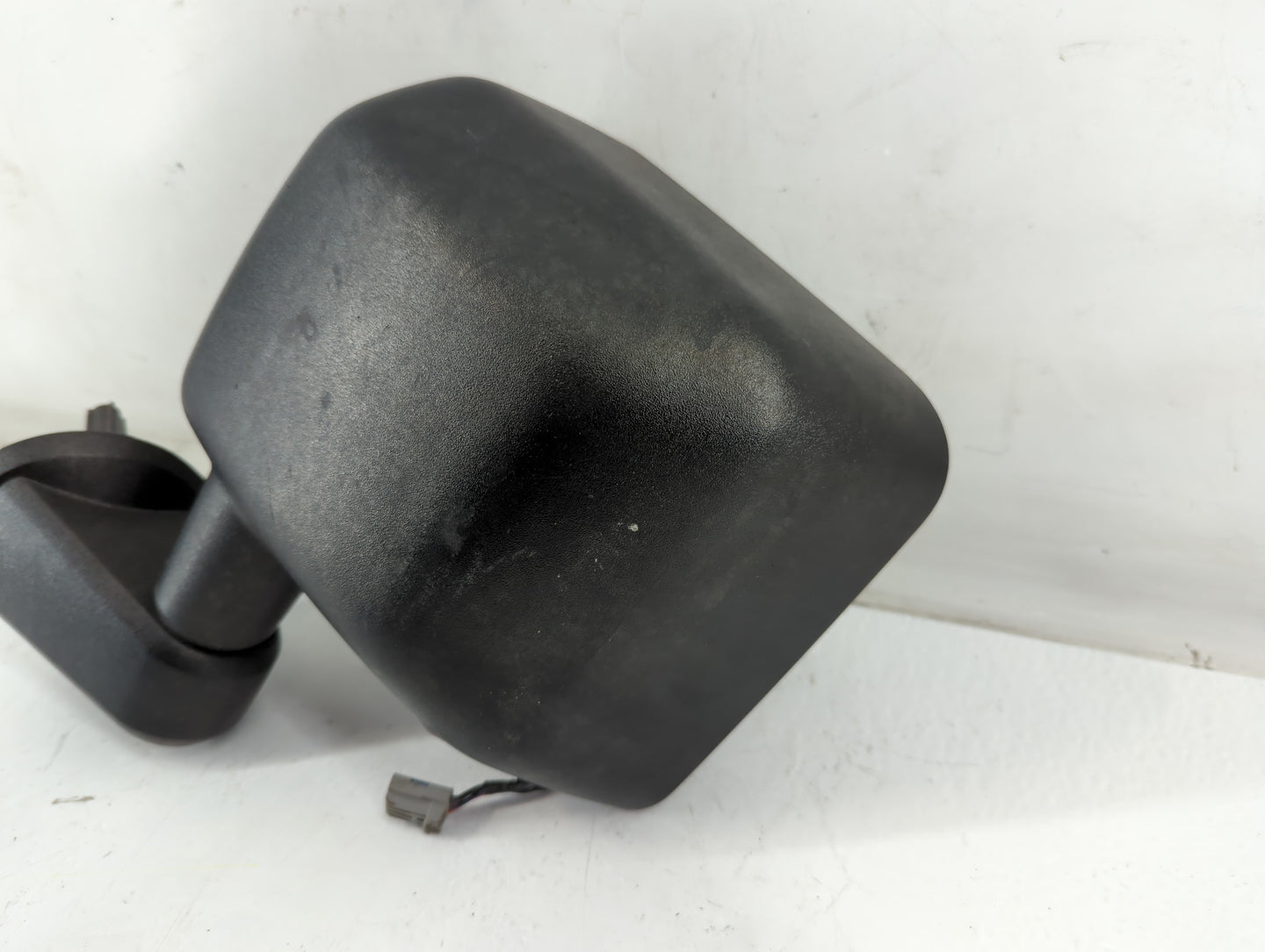 2011-2013 Jeep Wrangler Driver Side View Mirror - Left Door Mirror OEM Used - Oemusedautoparts1.com