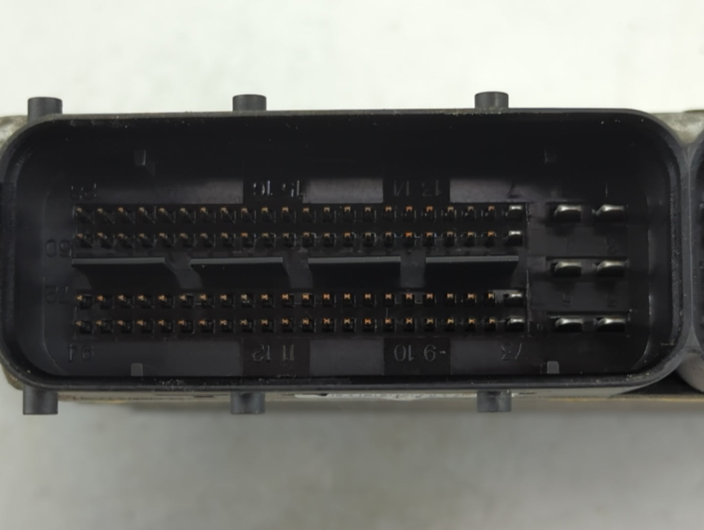 2011-2013 Kia Forte PCM Engine Control Computer ECU ECM PCU OEM P/N:39122-2G201 Fits Fits 2011 2012 2013 OEM Used Auto Parts
