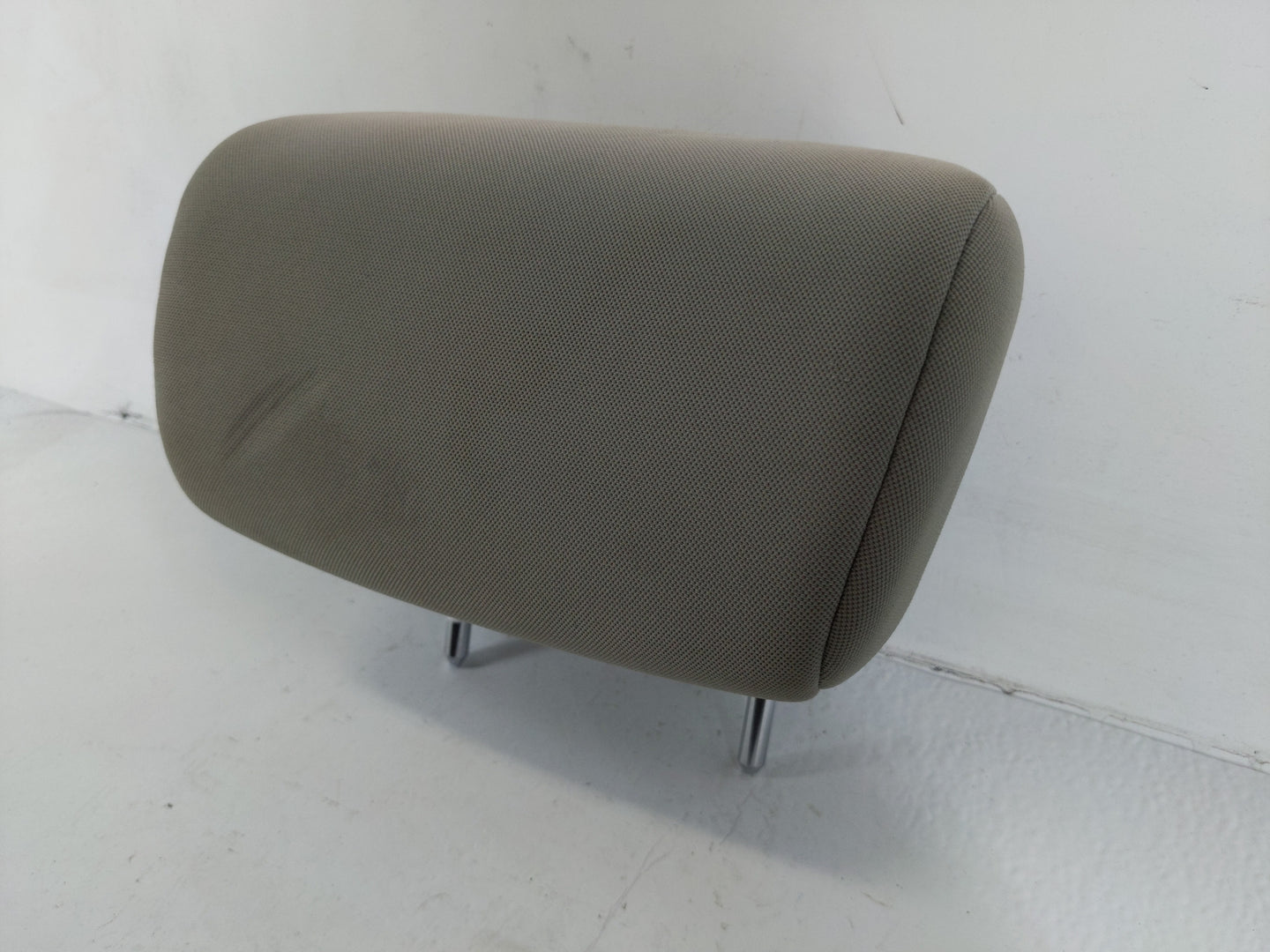 2010-2013 Kia Forte Headrest Head Rest Rear Seat Fits Fits 2010 2011 2012 2013 OEM Used Auto Parts - Oemusedautoparts1.com