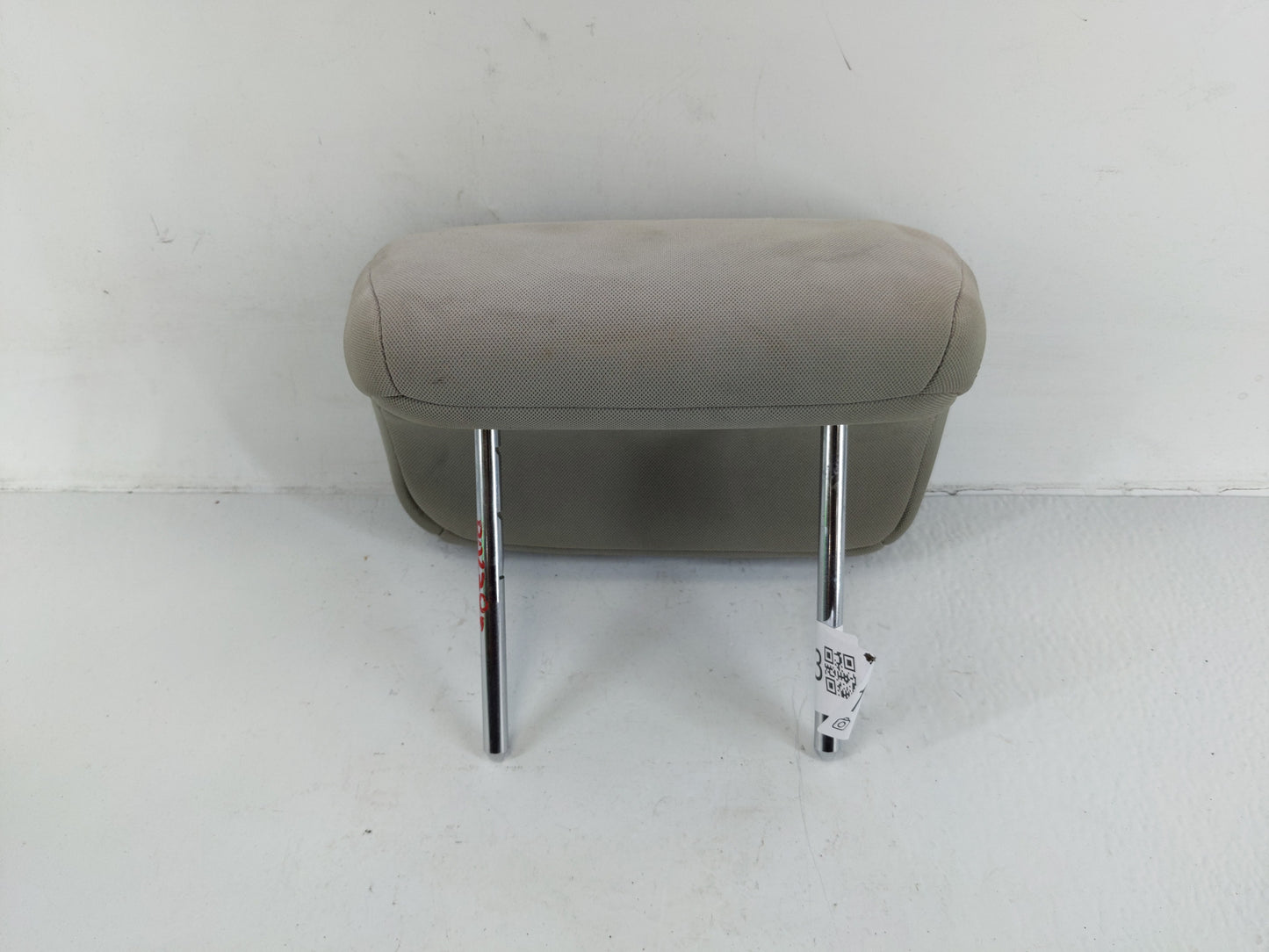 2010-2013 Kia Forte Headrest Head Rest Rear Seat Fits Fits 2010 2011 2012 2013 OEM Used Auto Parts - Oemusedautoparts1.com