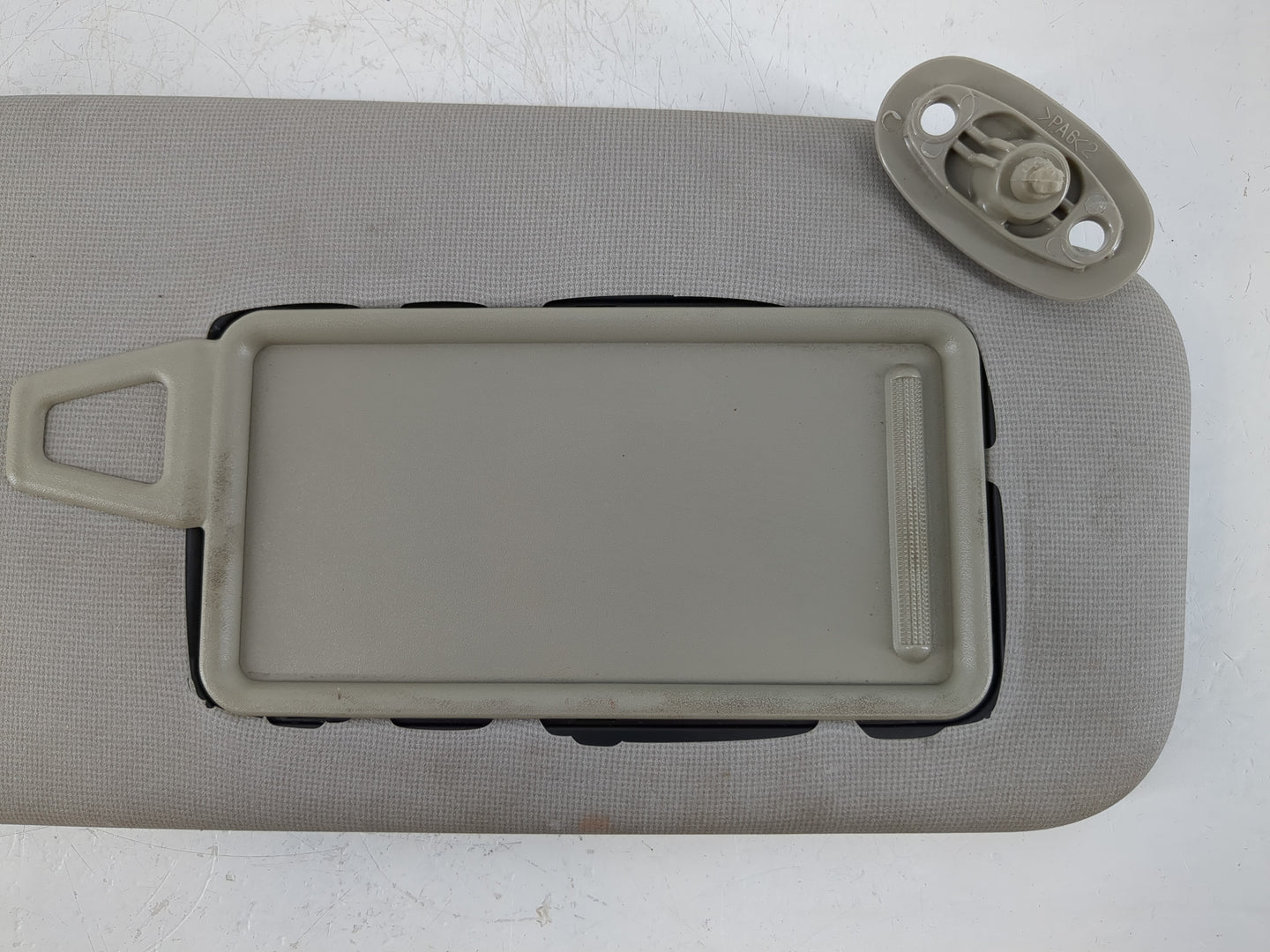 2010-2013 Kia Forte Sun Visor Shade Replacement Passenger Right Mirror Fits Fits 2010 2011 2012 2013 OEM Used Auto Parts - O