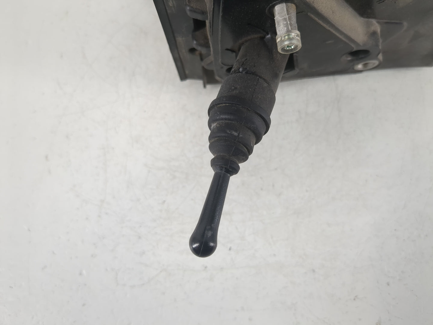2010-2013 Kia Forte Driver Side View Mirror - Left Door Mirror OEM Used - Oemusedautoparts1.com