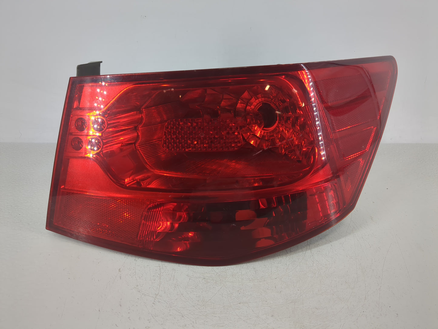 2010-2013 Kia Forte Tail Light Assembly Driver Left OEM P/N:92402-1M0 Fits Fits 2010 2011 2012 2013 OEM Used Auto Parts - Oe