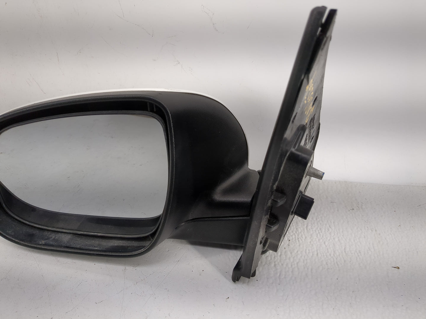 2011-2013 Kia Forte Side Mirror Replacement Driver Left View Door Mirror P/N:E4023109 Fits Fits 2011 2012 2013 OEM Used Auto