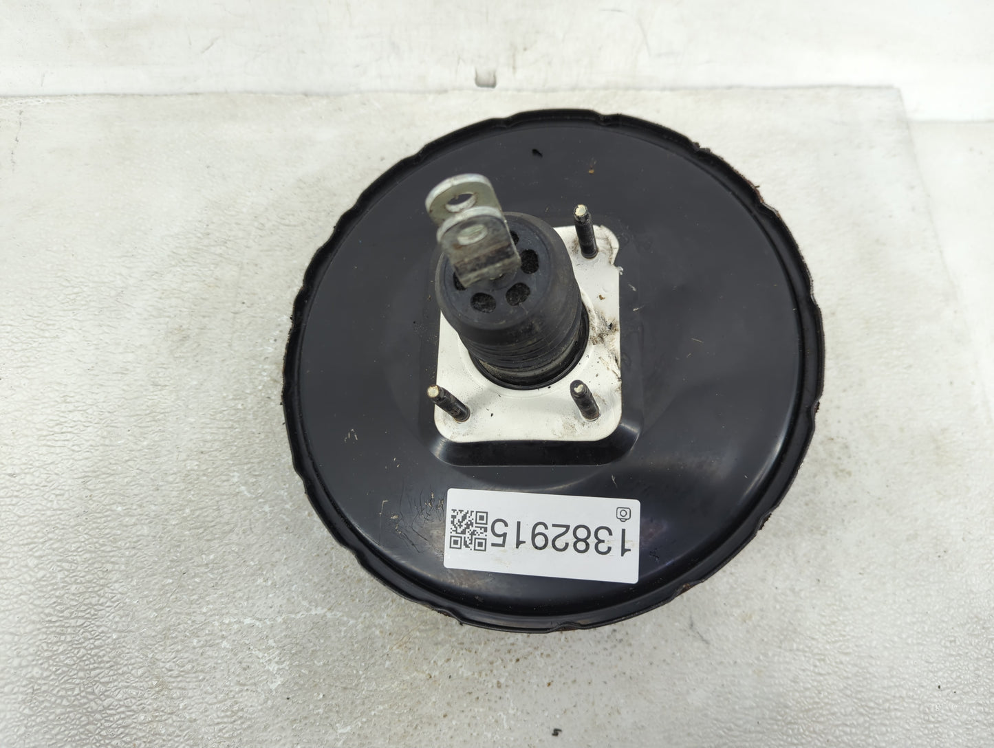 2011-2013 Kia Forte Power Brake Booster Oem 1382915 - Oemusedautoparts1.com