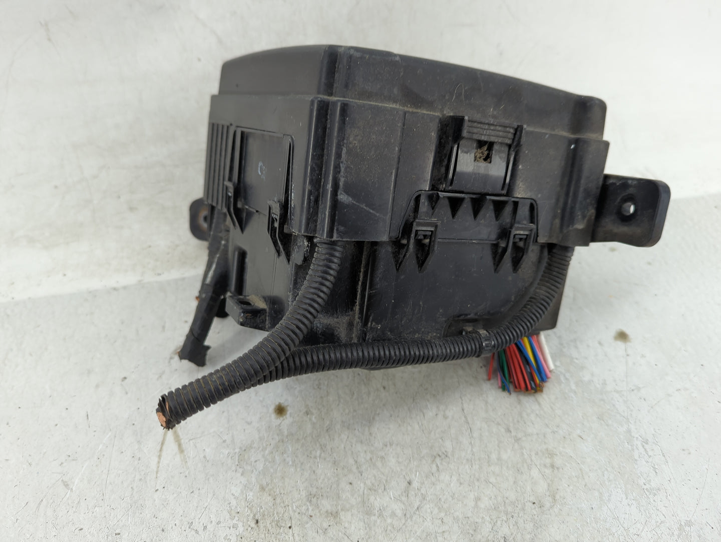 2010-2013 Kia Forte Fusebox Fuse Box Panel Relay Module P/N:91254-1M130 Fits Fits 2010 2011 2012 2013 OEM Used Auto Parts - 