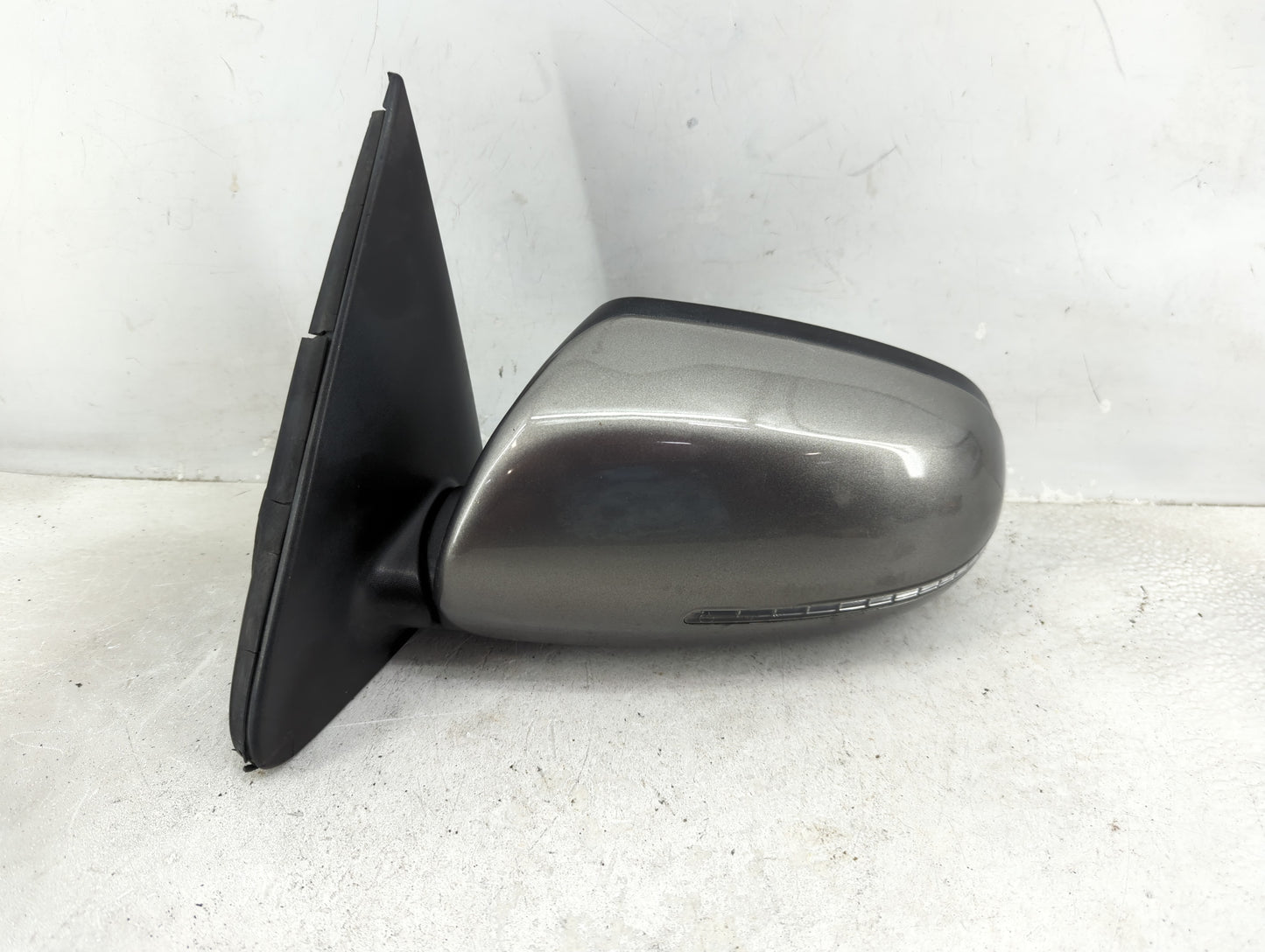 2011-2013 Kia Forte Driver Side View Mirror - Left Door Mirror OEM Used - Oemusedautoparts1.com