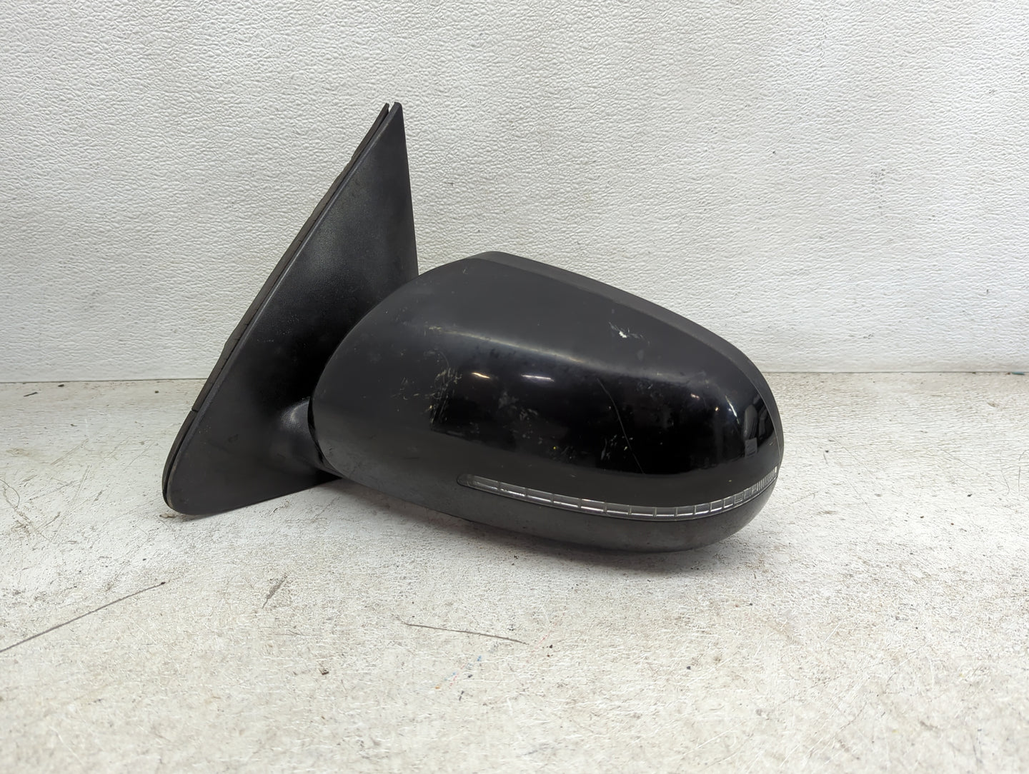 2011-2013 Kia Forte Driver Side View Mirror - Left Door Mirror OEM Used - Oemusedautoparts1.com