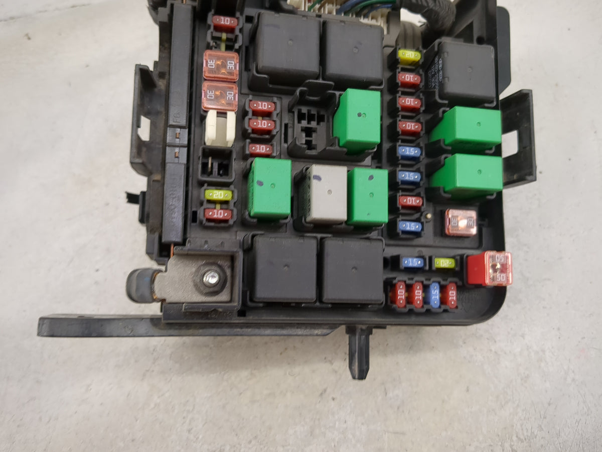 2010-2013 Kia Forte Fusebox Fuse Box Panel Relay Module P/N:91941-1M030 Fits Fits 2010 2011 2012 2013 OEM Used Auto Parts - 