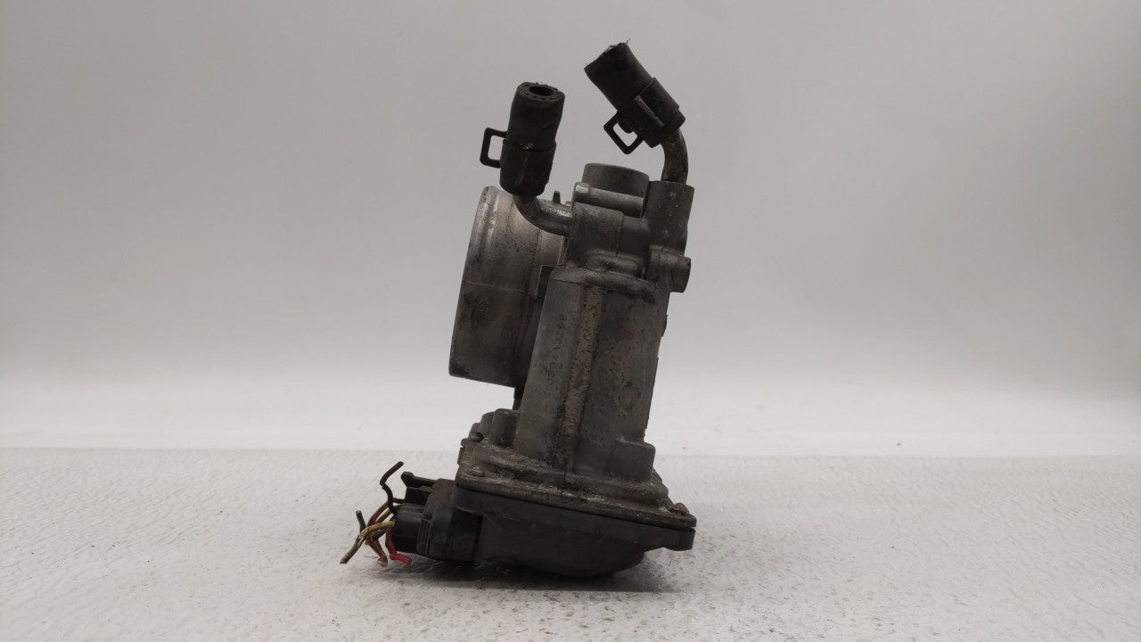 2014-2018 Kia Forte Throttle Body P/N:35100-2E000 Fits Fits 2011 2012 2013 2014 2015 2016 2017 2018 2019 OEM Used Auto Parts
