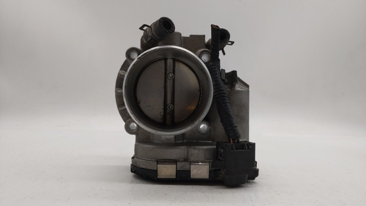 2010-2013 Kia Forte Throttle Body P/N:35100-2G200 Fits Fits 2010 2011 2012 2013 OEM Used Auto Parts - Oemusedautoparts1.com