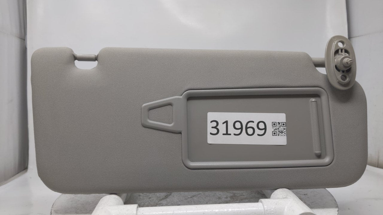 2012 Kia Forte Sun Visor Shade Replacement Passenger Right Mirror Fits OEM Used Auto Parts - Oemusedautoparts1.com