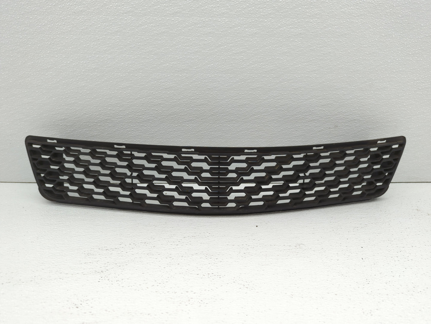 2010-2013 Kia Forte Front Grille Bumper Not Included - Oemusedautoparts1.com