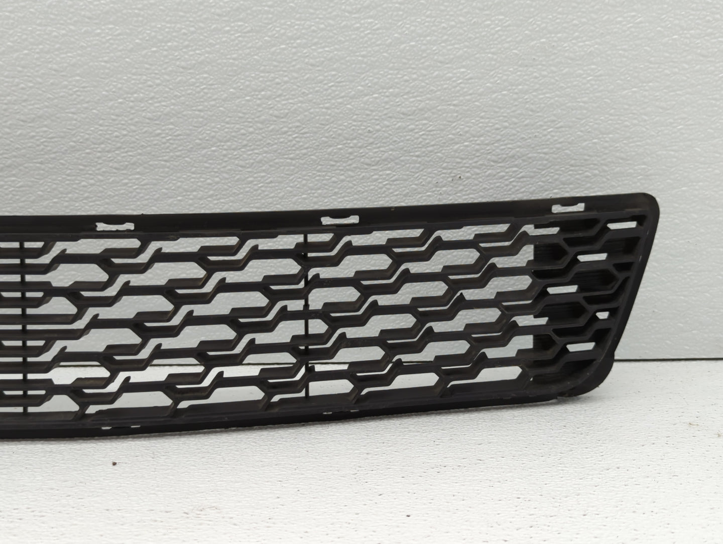 2010-2013 Kia Forte Front Grille Bumper Not Included - Oemusedautoparts1.com