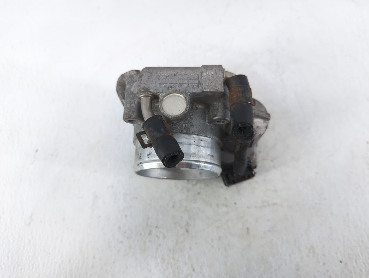 2010-2013 Kia Forte Throttle Body P/N:35100-2G200 Fits Fits 2010 2011 2012 2013 OEM Used Auto Parts - Oemusedautoparts1.com