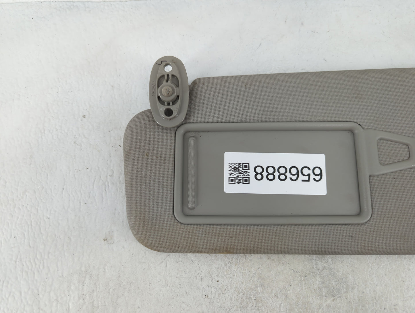 2010-2013 Kia Forte Sun Visor Shade Replacement Passenger Right Mirror Fits Fits 2010 2011 2012 2013 OEM Used Auto Parts - O