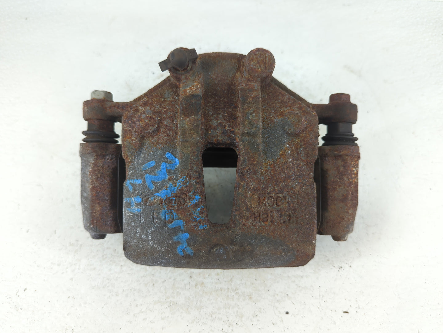 2010-2013 Kia Forte Front Driver Left Brake Caliper 701042 - Oemusedautoparts1.com