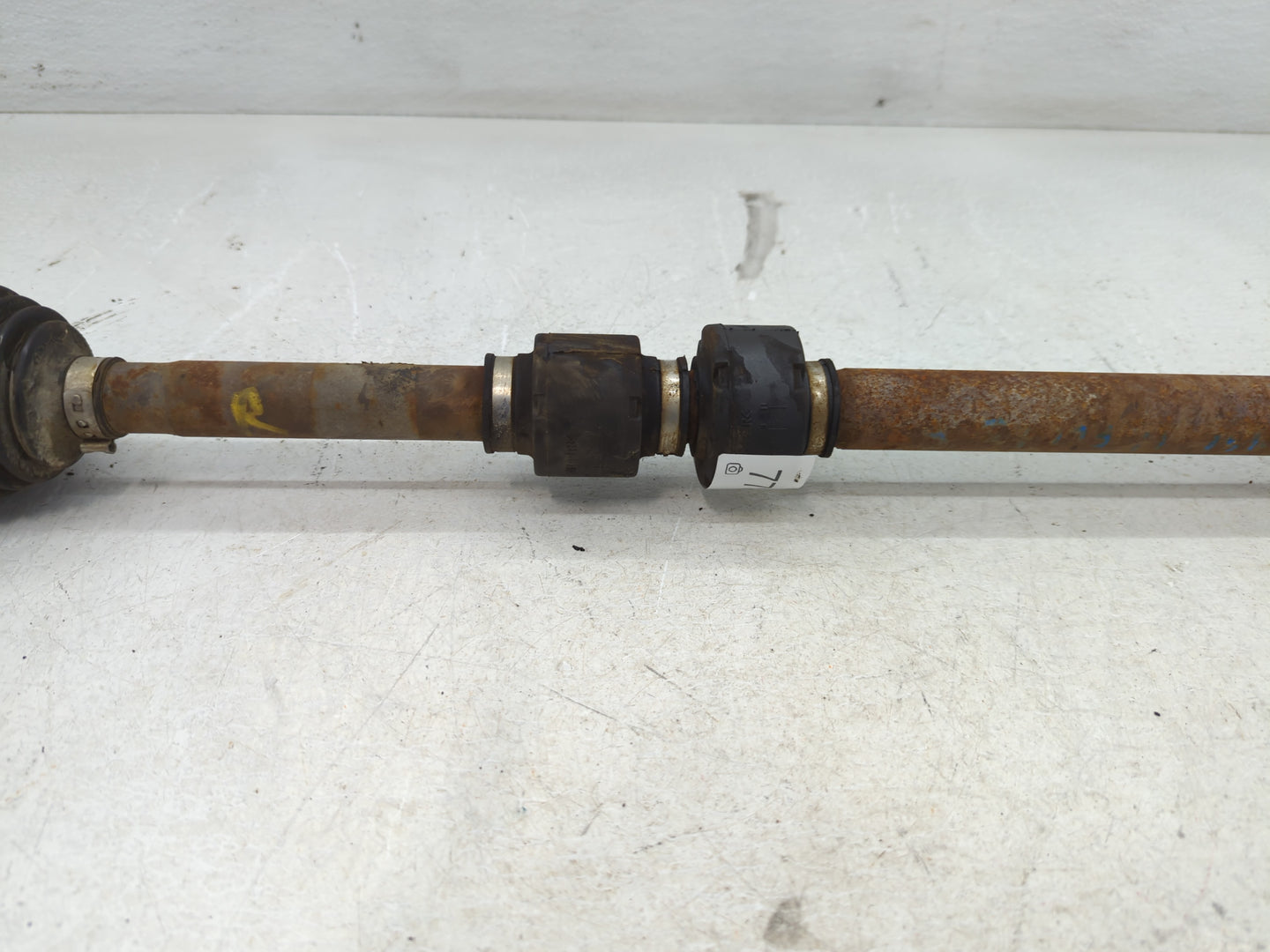 2011-2013 Kia Forte Axle Shaft Front Passenger Cv C/v - Oemusedautoparts1.com
