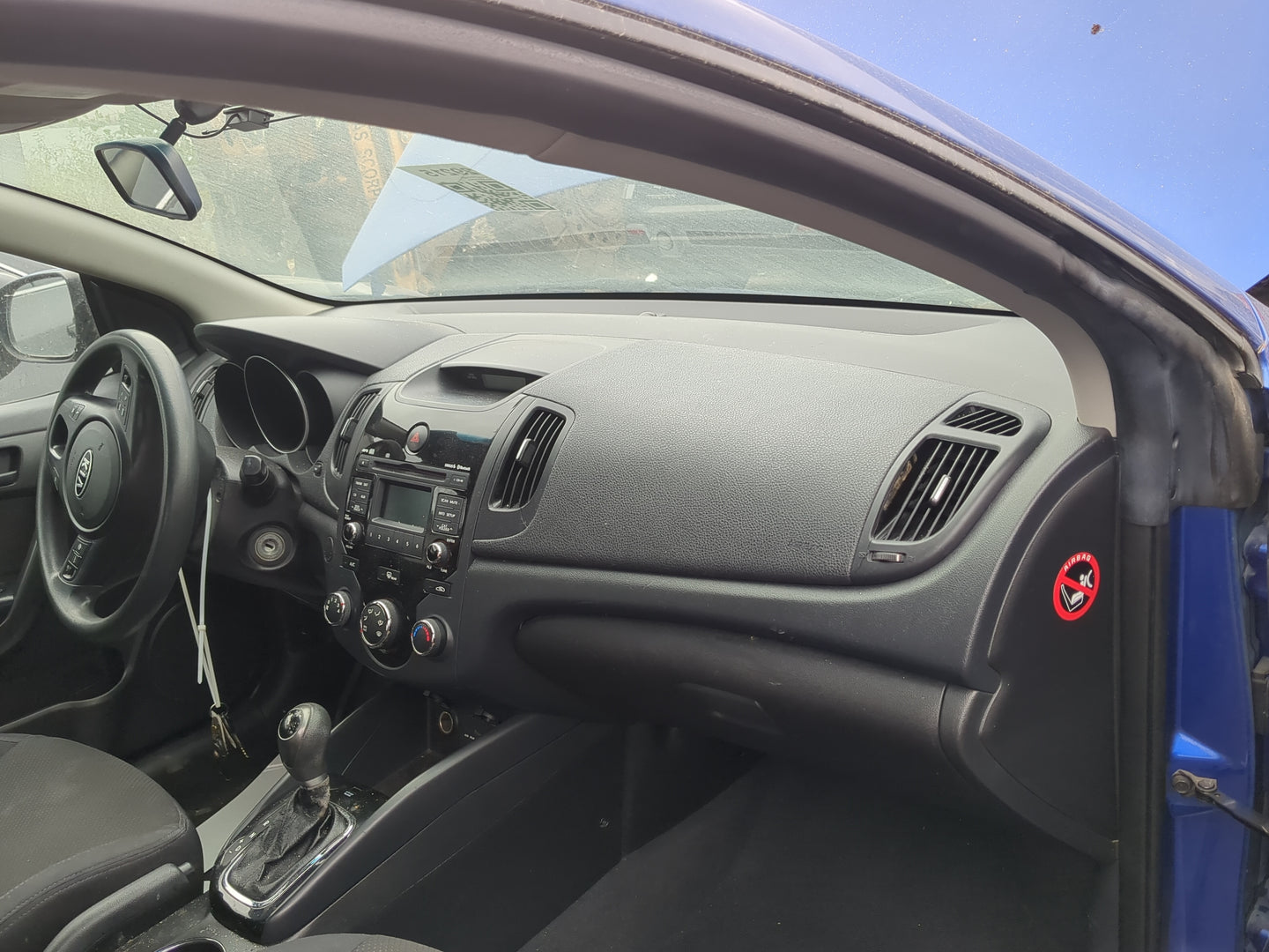 2010-2013 Kia Forte Koup Air Bag Passenger Right Dashboard OEM Fits Fits 2010 2011 2012 2013 OEM Used Auto Parts - Oemusedau