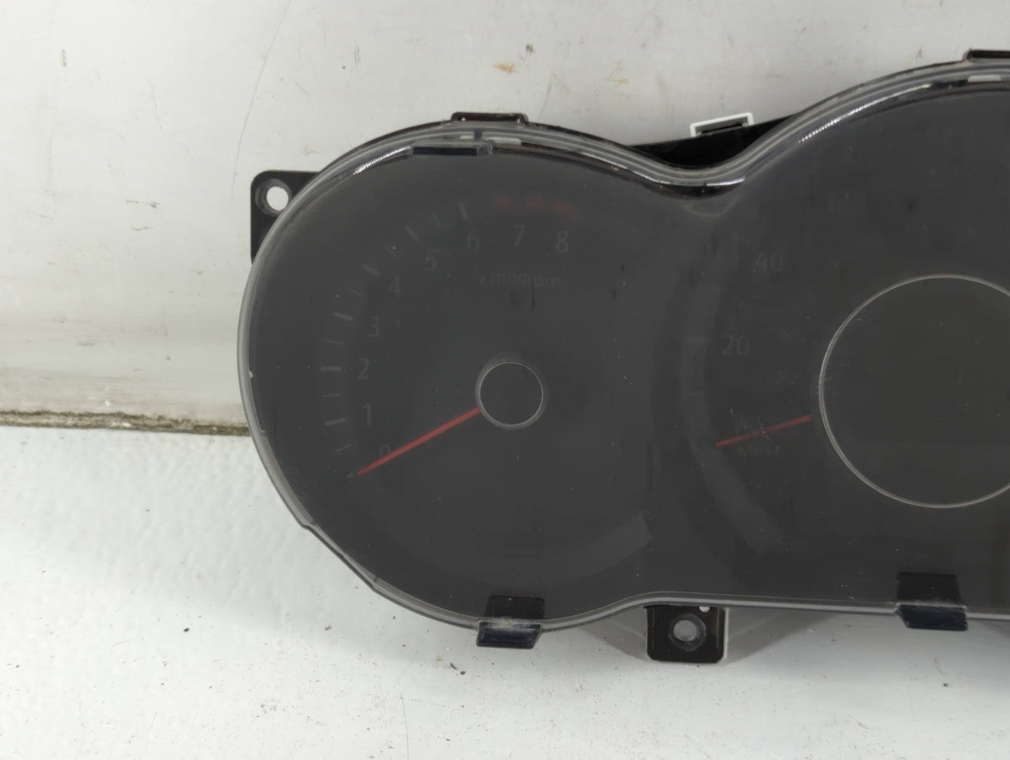 2012-2013 Kia Optima Instrument Cluster Speedometer Gauges P/N:94001-2T322 Fits Fits 2012 2013 OEM Used Auto Parts - Oemused
