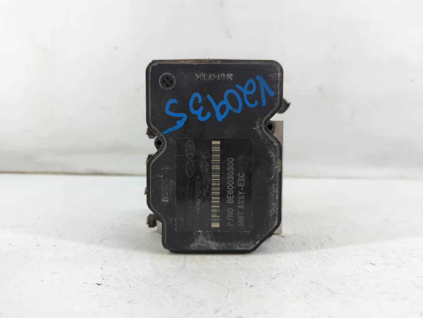 2011-2013 Kia Optima ABS Pump Control Module Replacement P/N:58920-2T550 Fits Fits 2011 2012 2013 OEM Used Auto Parts - Oemu