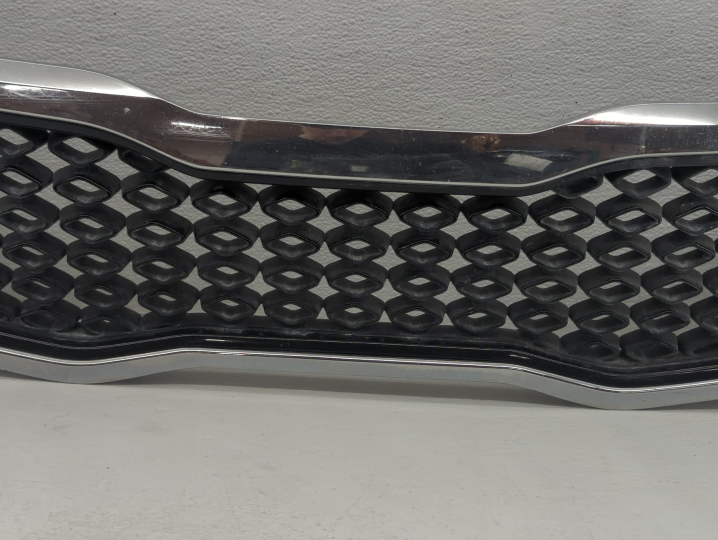 2011-2013 Kia Optima Front Grille Bumper Not Included - Oemusedautoparts1.com