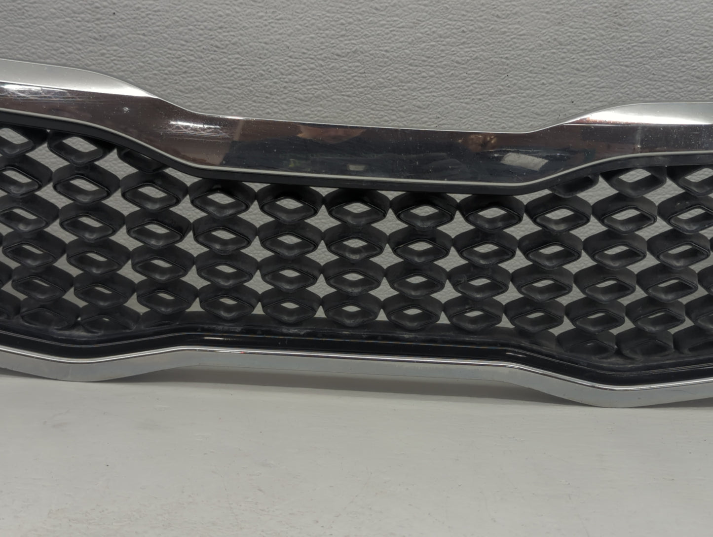 2011-2013 Kia Optima Front Grille Bumper Not Included - Oemusedautoparts1.com