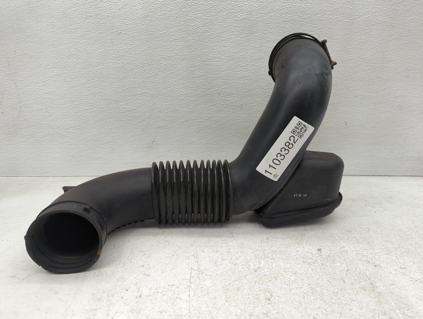 2012 Kia Optima Air Cleaner Intake Duct Hose Tube - Oemusedautoparts1.com