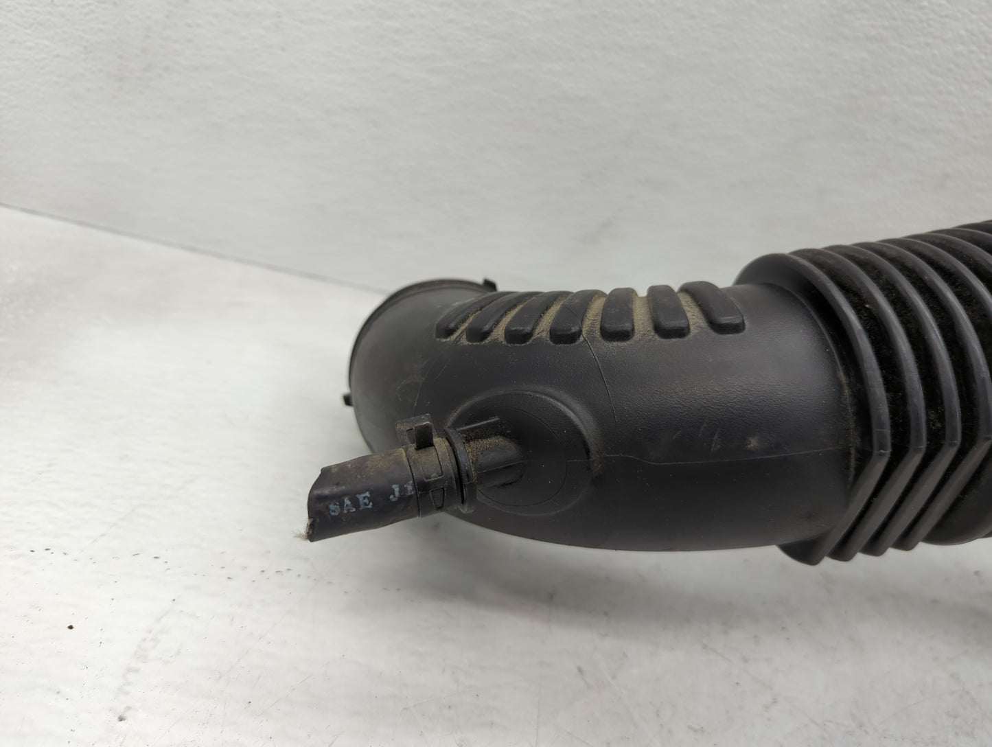 2012 Kia Optima Air Cleaner Intake Duct Hose Tube - Oemusedautoparts1.com