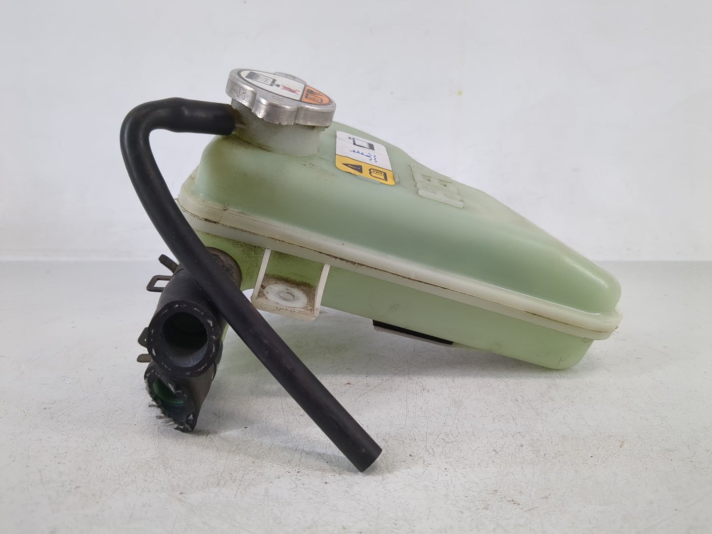 2011-2016 Kia Optima Radiator Coolant Overflow Expansion Tank Bottle 1166759 - Oemusedautoparts1.com