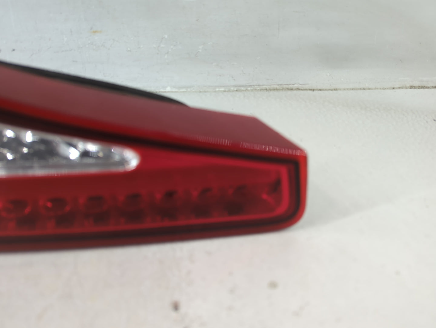2012 Kia Optima Passenger Right Side Deck Lid Mounted Tail Light 1187575 - Oemusedautoparts1.com