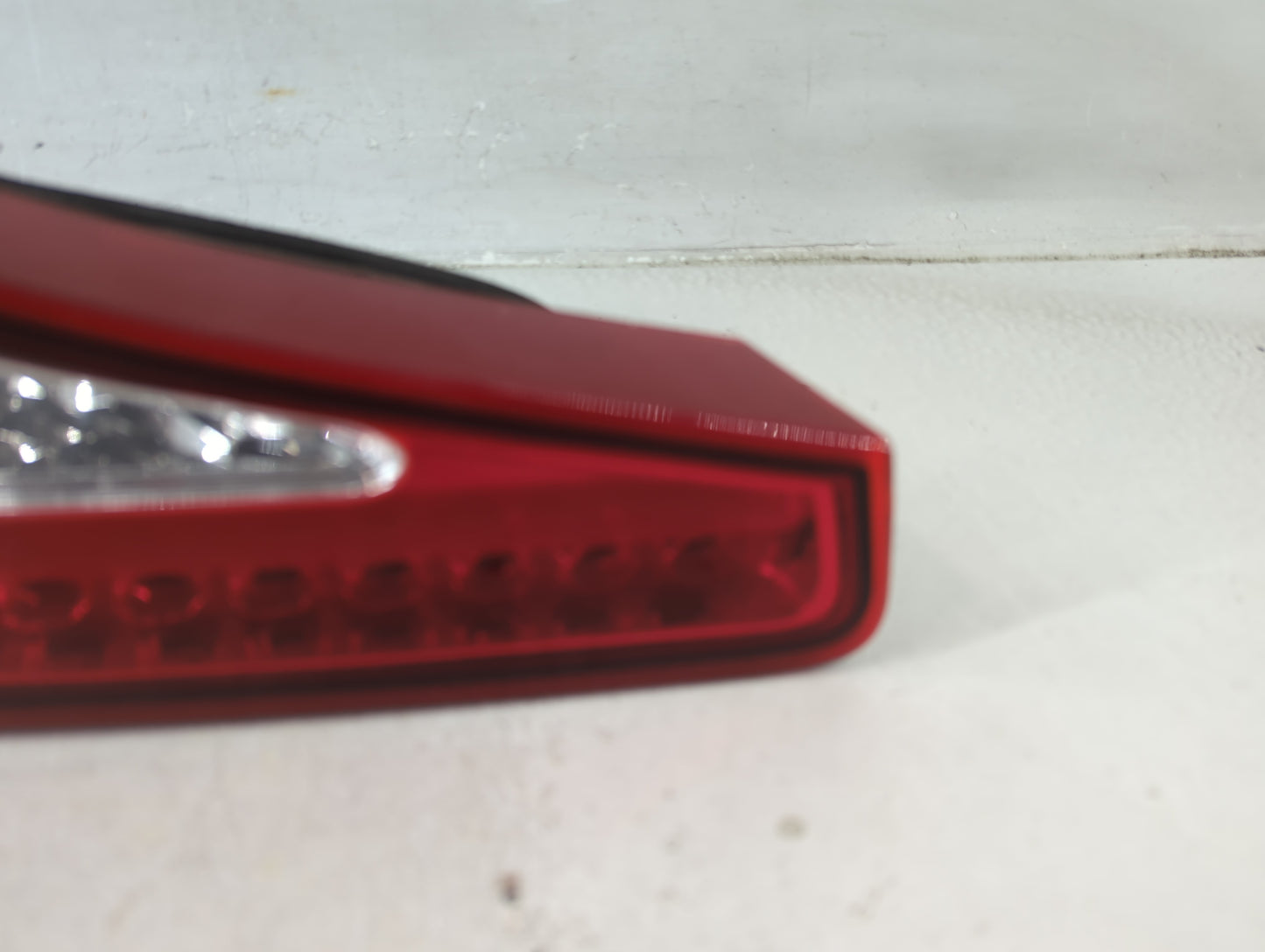 2012 Kia Optima Passenger Right Side Deck Lid Mounted Tail Light 1187575 - Oemusedautoparts1.com
