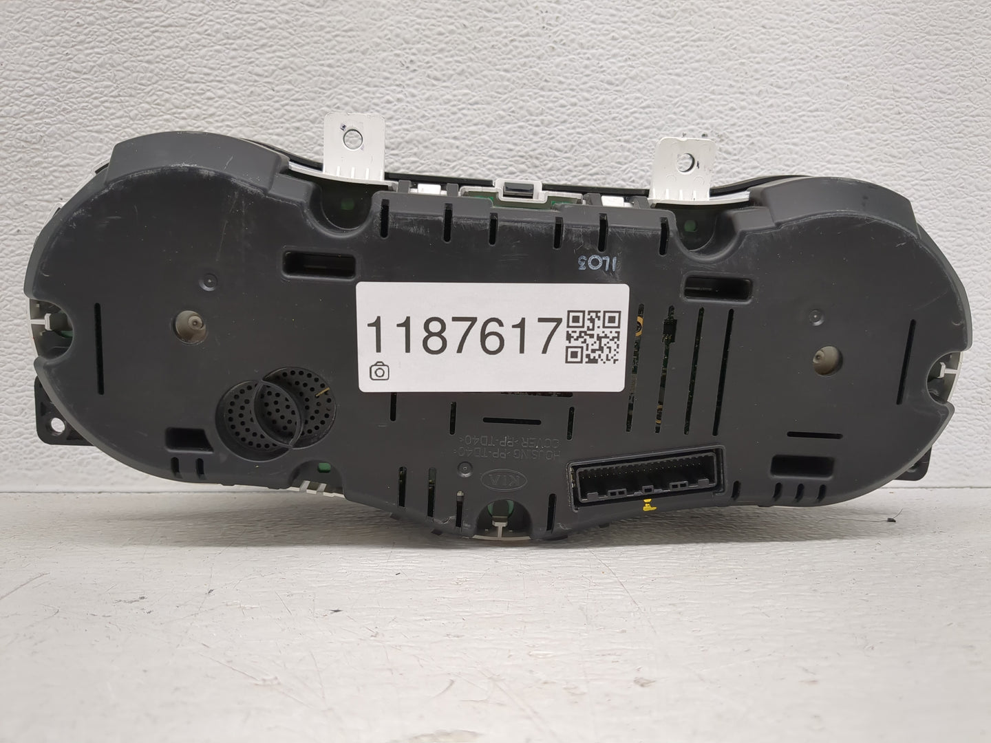 2012-2013 Kia Optima Instrument Cluster Speedometer Gauges P/N:94011-4U012 Fits Fits 2012 2013 OEM Used Auto Parts - Oemused