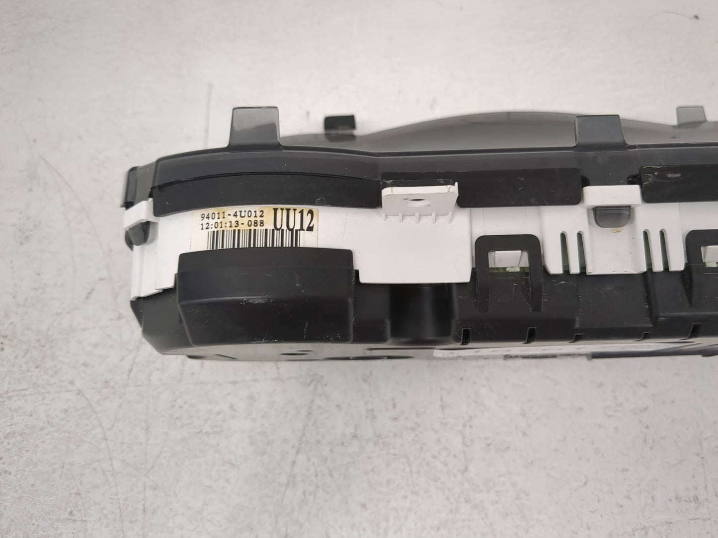 2012-2013 Kia Optima Instrument Cluster Speedometer Gauges P/N:94011-4U012 Fits Fits 2012 2013 OEM Used Auto Parts - Oemused