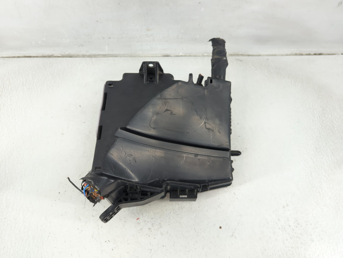 2011-2013 Kia Optima Fusebox Fuse Box Panel Relay Module P/N:91200-4U102 Fits Fits 2011 2012 2013 OEM Used Auto Parts - Oemu