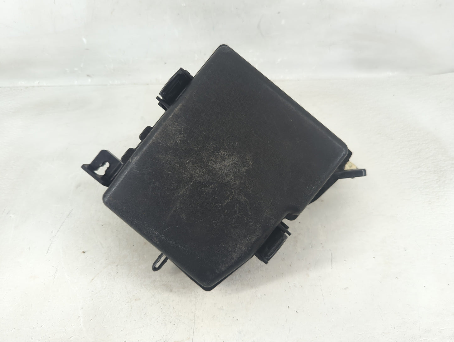 2011-2013 Kia Optima Fusebox Fuse Box Panel Relay Module P/N:91950-2T860 Fits Fits 2011 2012 2013 OEM Used Auto Parts - Oemu