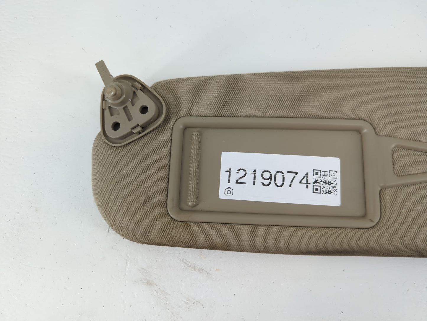 2011-2016 Kia Optima Sun Visor Shade Replacement Driver Left Mirror Fits Fits 2011 2012 2013 2014 2015 2016 OEM Used Auto Pa