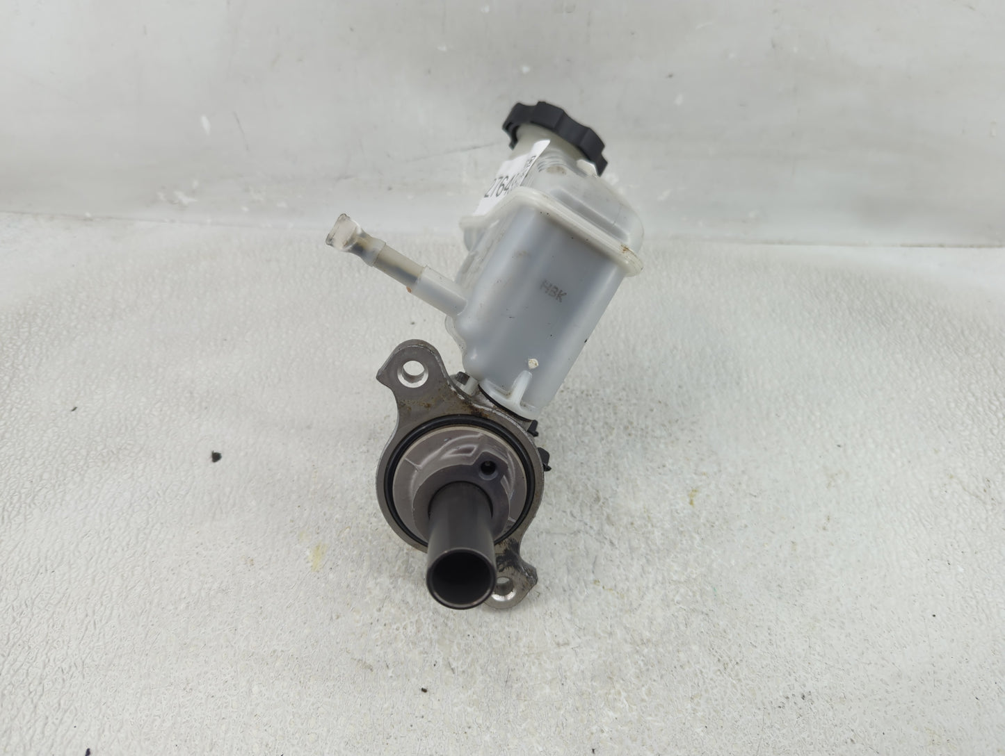 2011-2015 Kia Optima Brake Master Cylinder 1276499 - Oemusedautoparts1.com