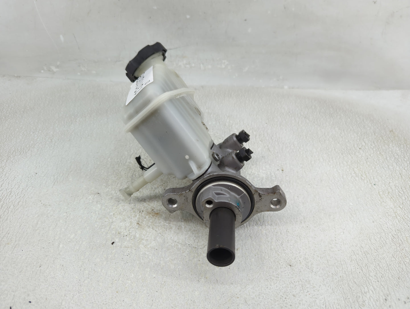 2011-2015 Kia Optima Brake Master Cylinder - Oemusedautoparts1.com