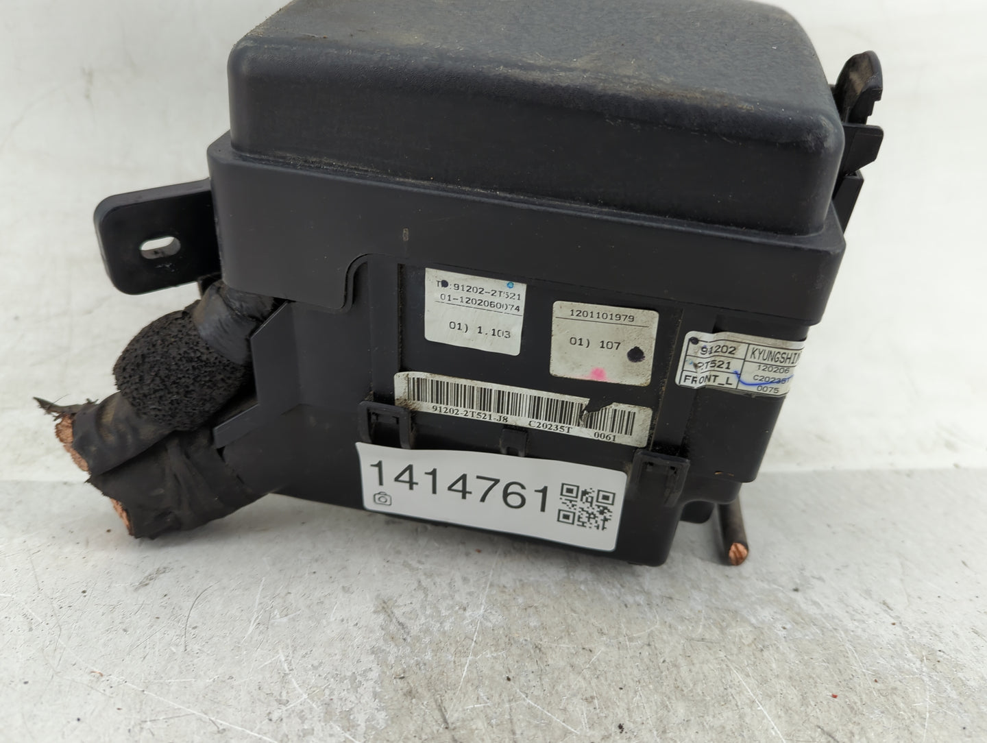 2011-2013 Kia Optima Fusebox Fuse Box Panel Relay Module Fits Fits 2011 2012 2013 OEM Used Auto Parts - Oemusedautoparts1.co