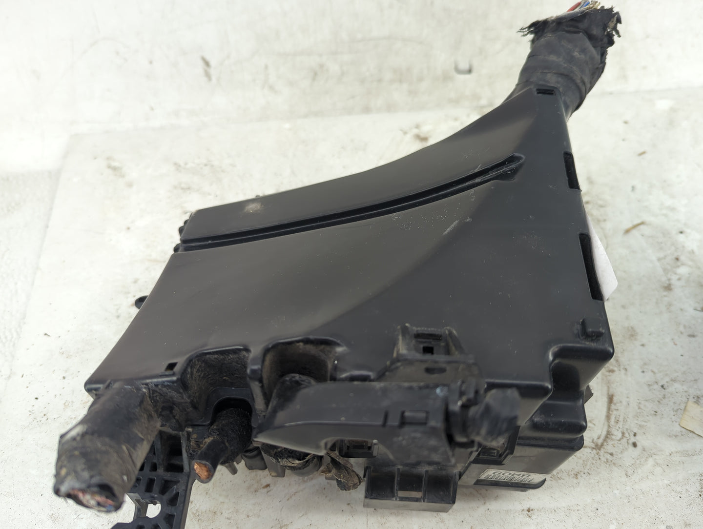 2011-2013 Kia Optima Fusebox Fuse Box Panel Relay Module P/N:91200-4U092 91200-4T092-F2 Fits Fits 2011 2012 2013 OEM Used Au