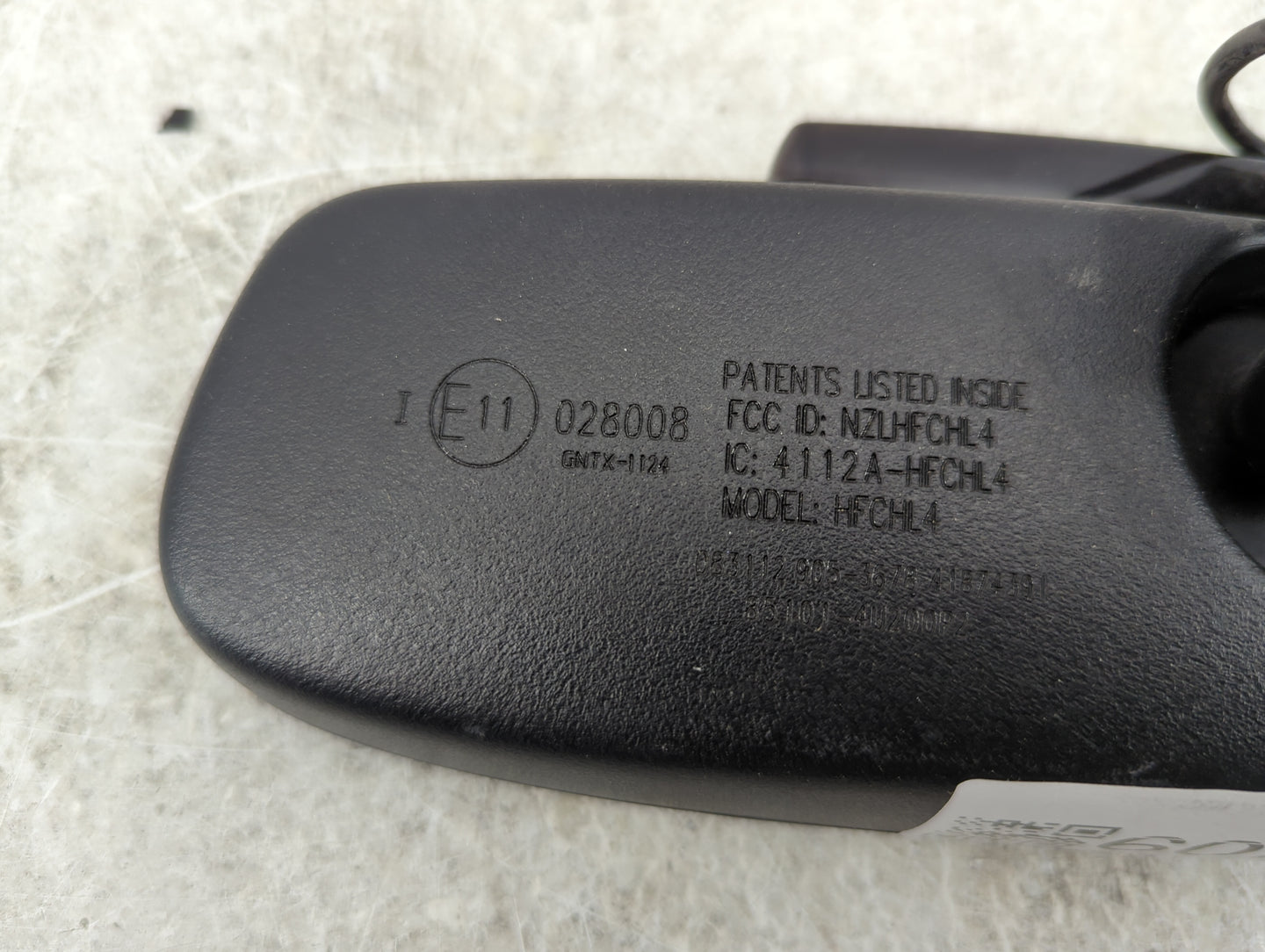 2011-2013 Kia Optima Interior Rear View Mirror Replacement OEM P/N:NZLHFCHL4 4112A-HFCHL4 Fits OEM Used Auto Parts - Oemused
