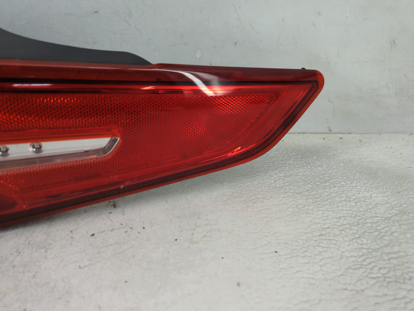 2011-2013 Kia Optima Tail Light Assembly Passenger Right OEM P/N:92402-4U0 Fits Fits 2011 2012 2013 OEM Used Auto Parts - Oe