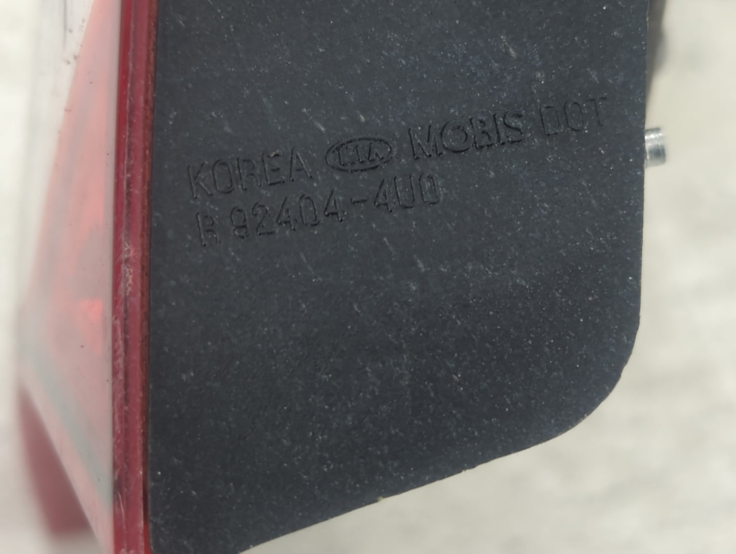2012 Kia Optima Passenger Right Side Deck Lid Mounted Tail Light - Oemusedautoparts1.com
