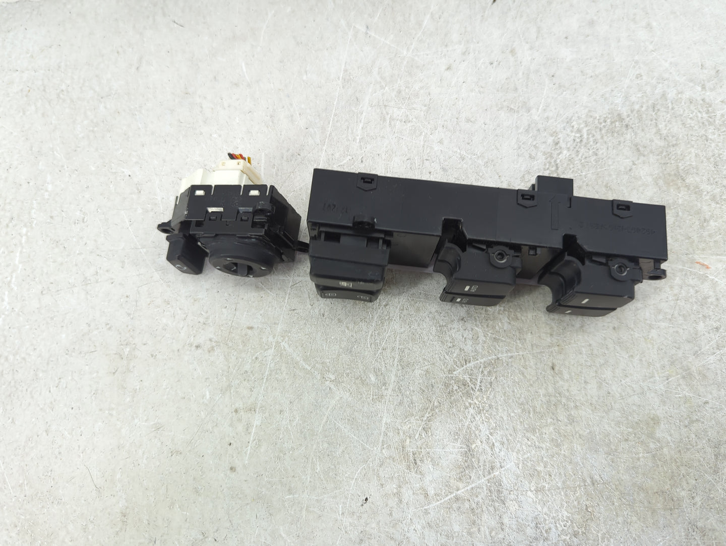 2011-2016 Kia Optima Master Power Window Switch Replacement Driver Side Left P/N:93570-2T030 Fits OEM Used Auto Parts - Oemu