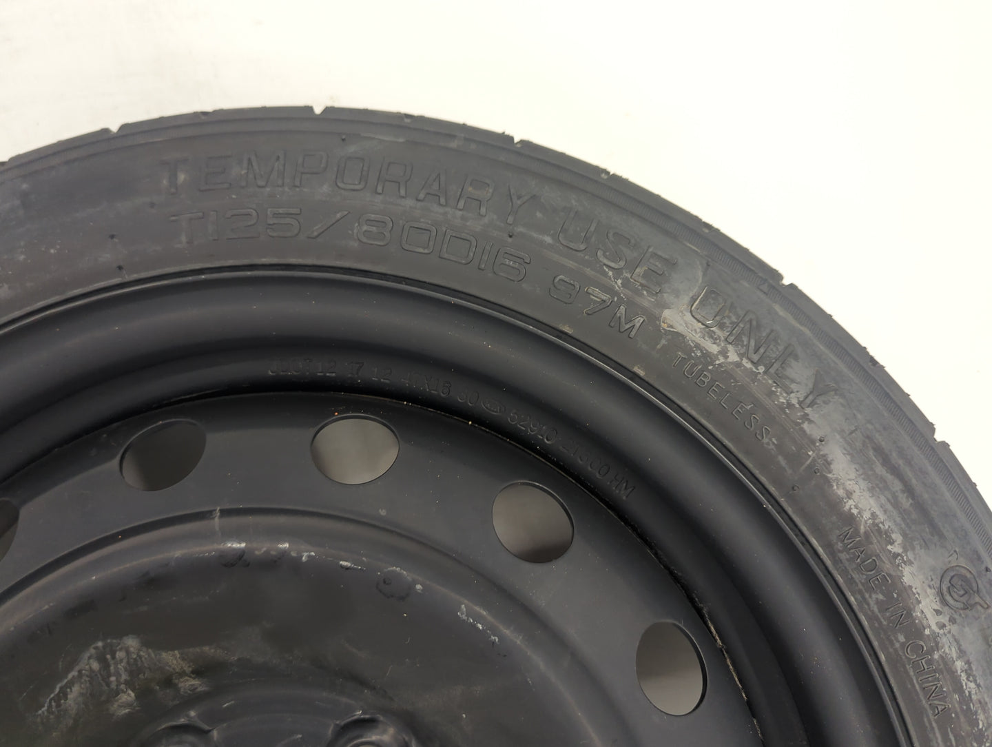 2011-2015 Kia Optima Spare Donut Tire Wheel Rim Oem 1462413 - Oemusedautoparts1.com