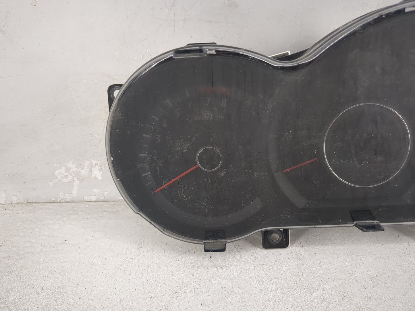 2012-2013 Kia Optima Instrument Cluster Speedometer Gauges P/N:94001-2T322 Miles:128K Fits Fits 2012 2013 OEM Used Auto Part