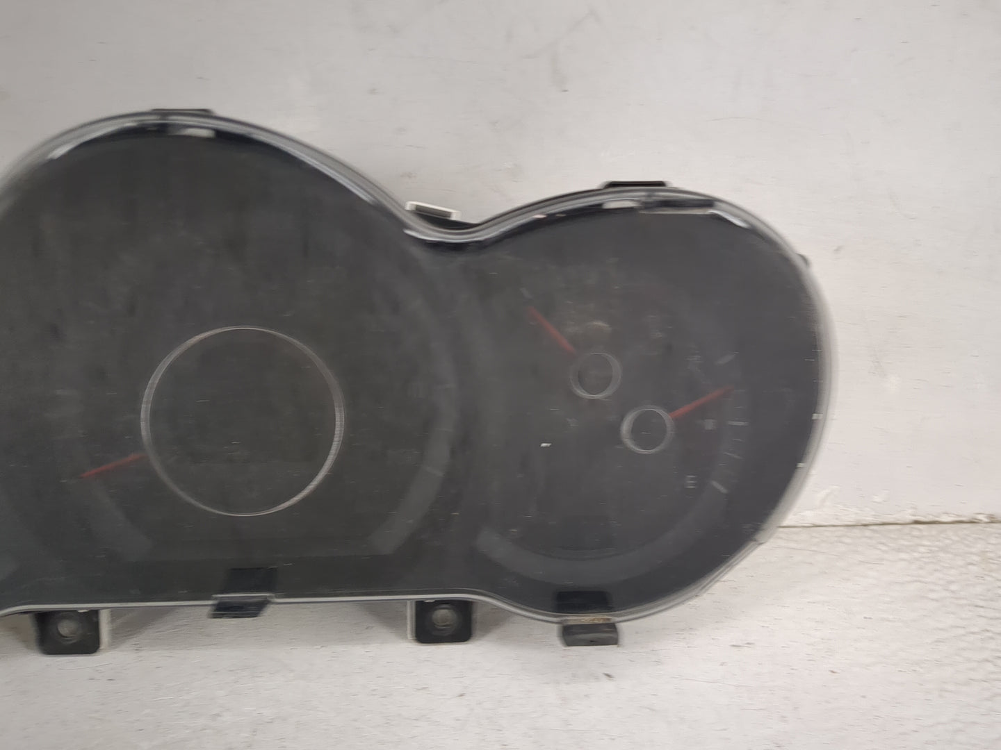 2012-2013 Kia Optima Instrument Cluster Speedometer Gauges P/N:94001-2T322 Miles:128K Fits Fits 2012 2013 OEM Used Auto Part
